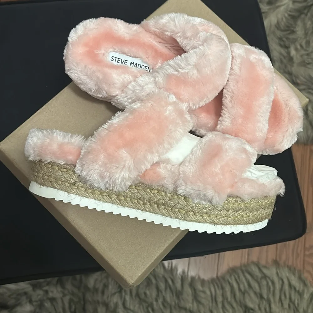 Steve Madden Fur Wedge Sandal